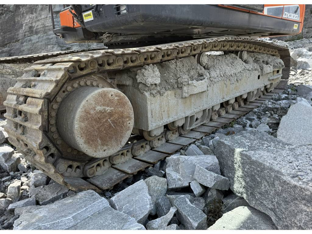 حفار زحاف Doosan DX 300 LC-5: صورة 12