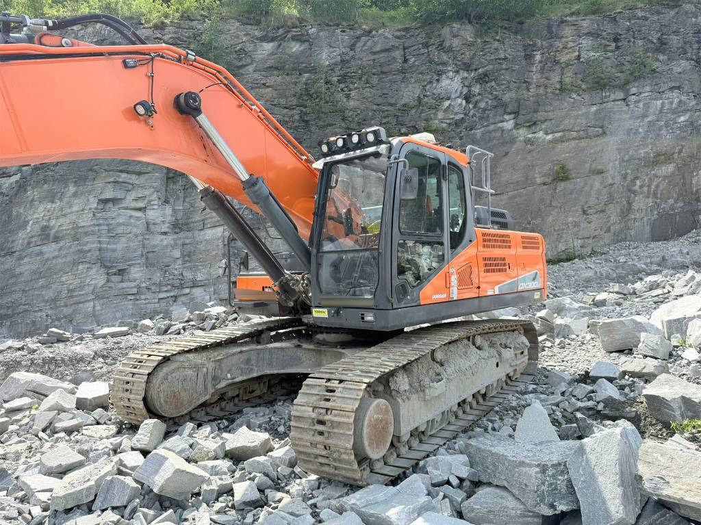 Doosan DX 300 LC-5 - حفار زحاف: صورة 2 Doosan DX 300 LC-5 - حفار زحاف: صورة 2