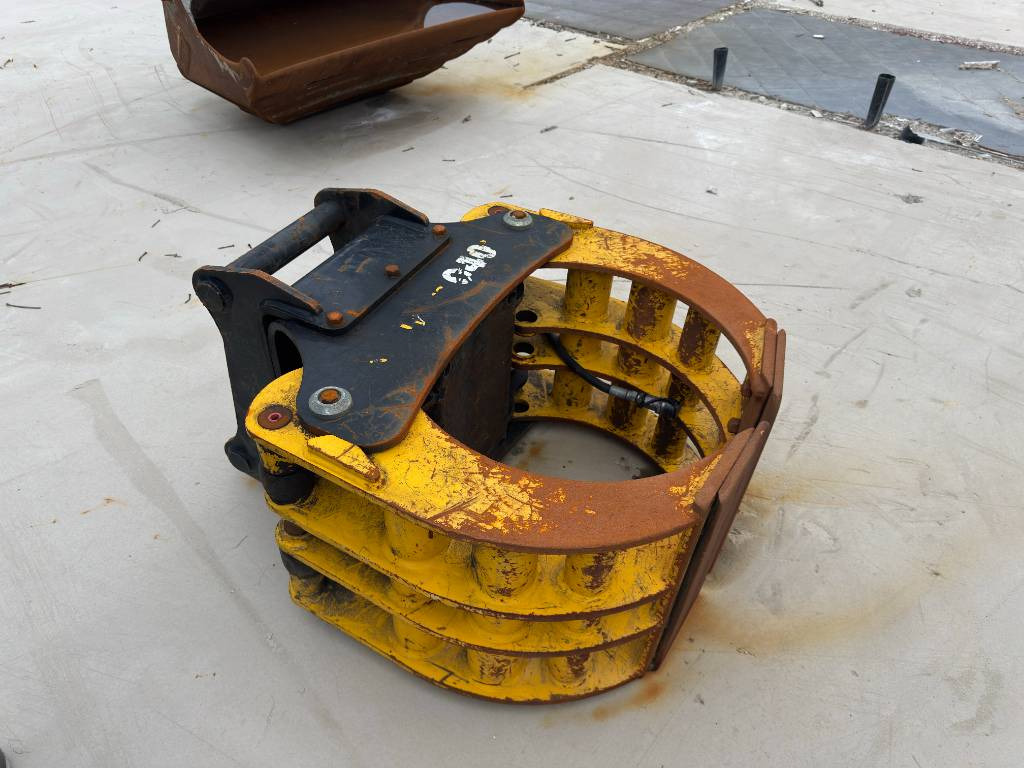 Engcon sorteringsklype s60 - كُلَّاب: صورة 1 Engcon sorteringsklype s60 - كُلَّاب: صورة 1