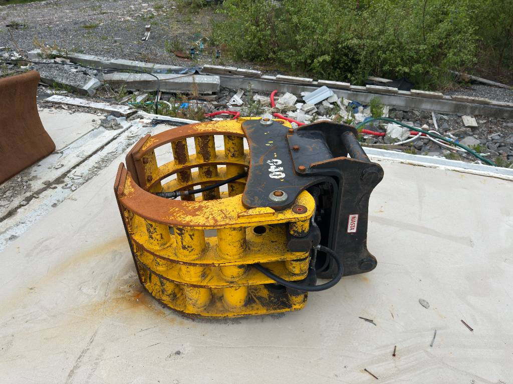 Engcon sorteringsklype s60 - كُلَّاب: صورة 2 Engcon sorteringsklype s60 - كُلَّاب: صورة 2