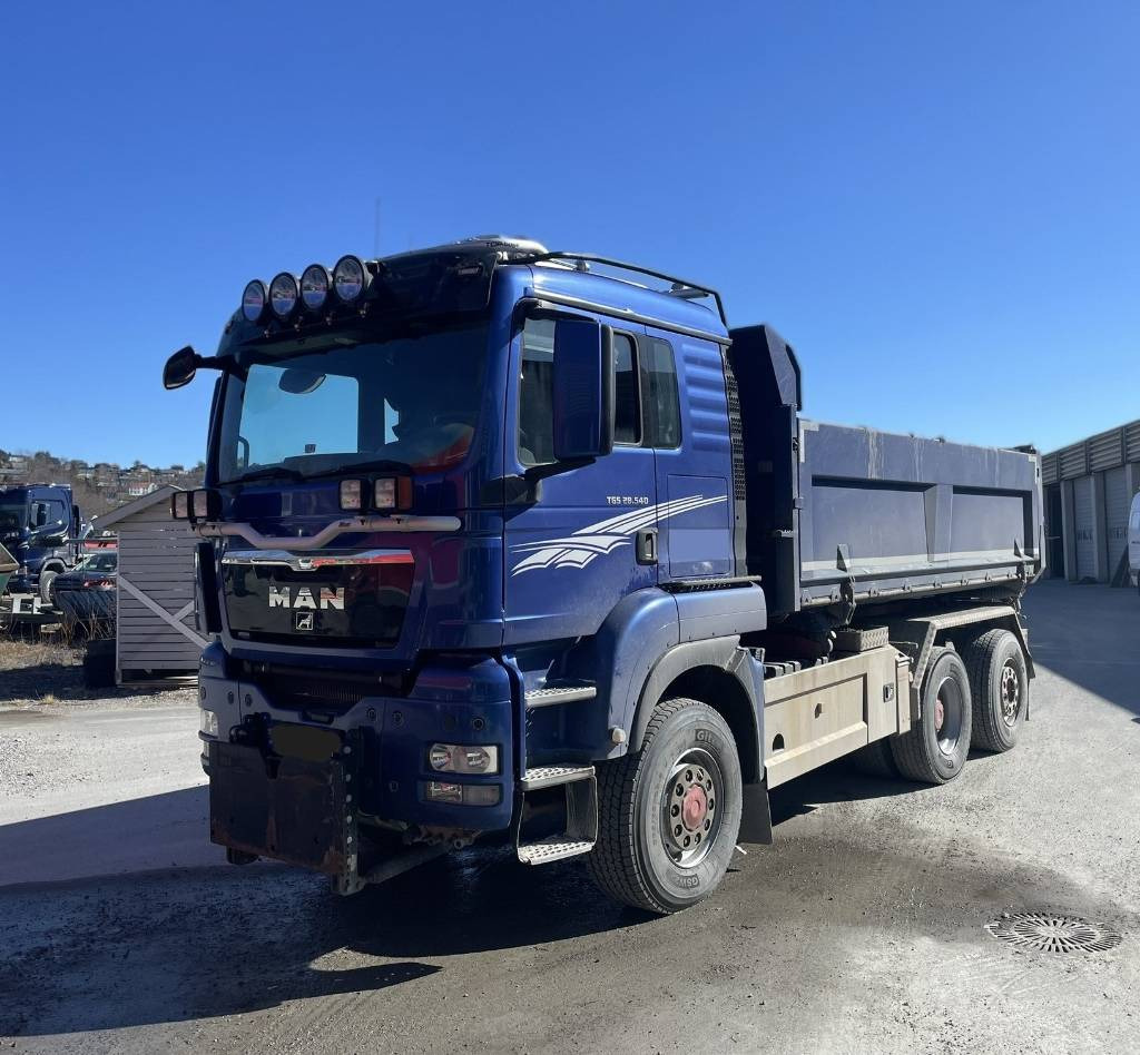 MAN TGS 28.540 6x4 full sideåpning, opplegg for kran - شاحنة قلاب: صورة 1 MAN TGS 28.540 6x4 full sideåpning, opplegg for kran - شاحنة قلاب: صورة 1