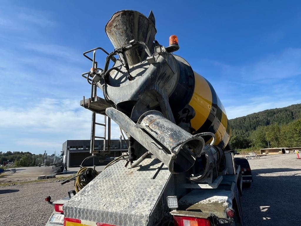 Mercedes-Benz Arocs 6X4 AMT BT 220 semi-trailer concrete mixer - وحدة جر, نصف مقطورة خلاطة خرسانة: صورة 3 Mercedes-Benz Arocs 6X4 AMT BT 220 semi-trailer concrete mixer - وحدة جر, نصف مقطورة خلاطة خرسانة: صورة 3