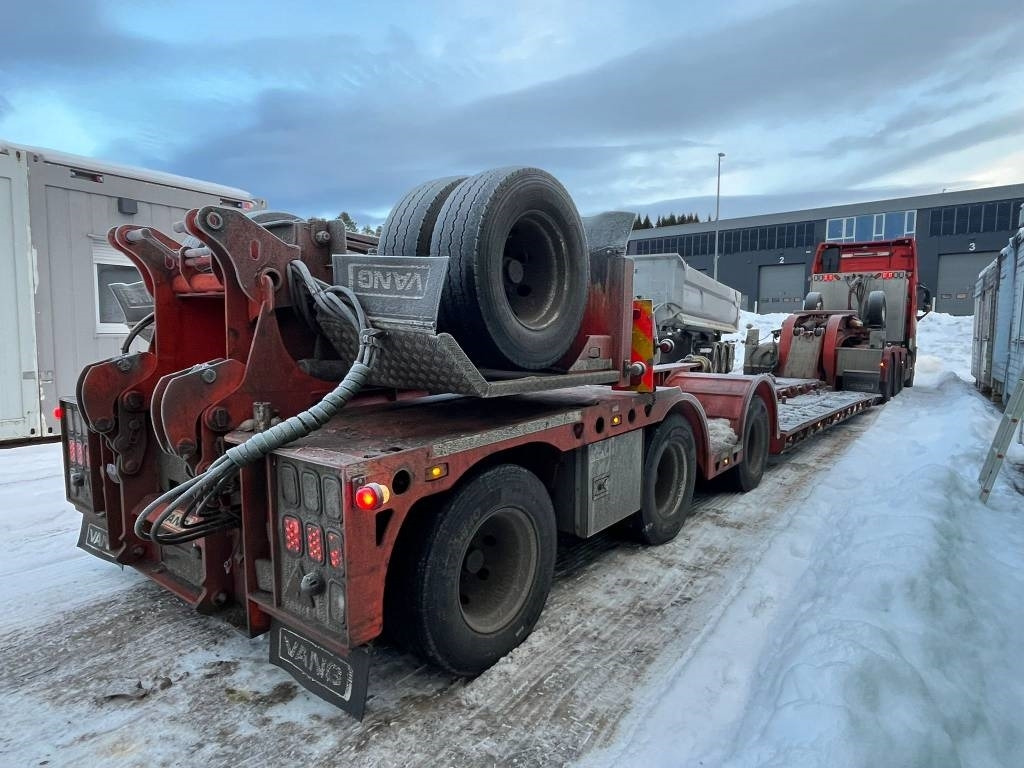 Vang ATHLS 3+1 Volvo FH16 750 Heavy Haul 8x2 - عربة منخفضة مسطحة نصف مقطورة: صورة 4 Vang ATHLS 3+1 Volvo FH16 750 Heavy Haul 8x2 - عربة منخفضة مسطحة نصف مقطورة: صورة 4