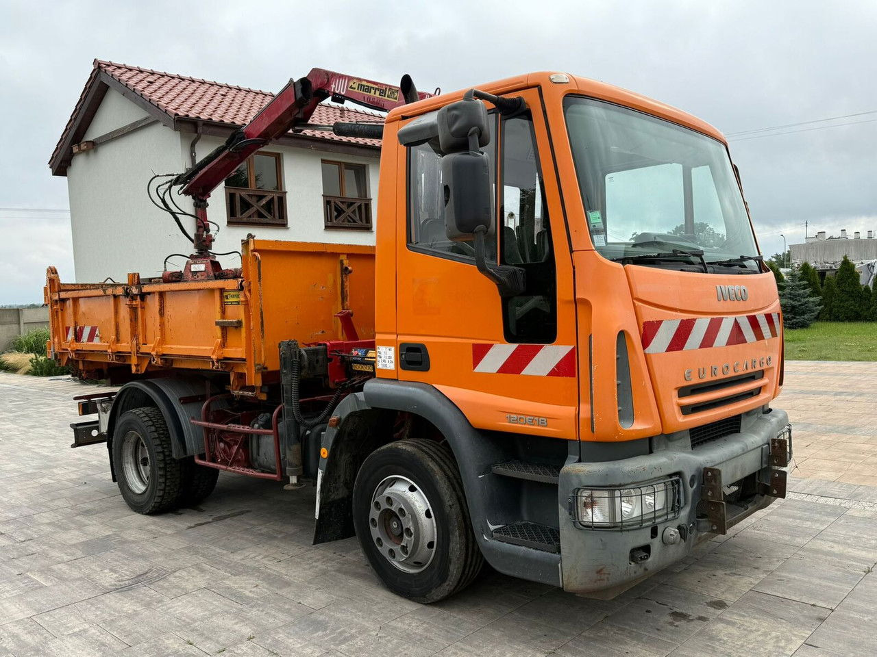 Iveco EuroCargo 120 120E18 - شاحنة قلاب, شاحنة كرين: صورة 2 Iveco EuroCargo 120 120E18 - شاحنة قلاب, شاحنة كرين: صورة 2
