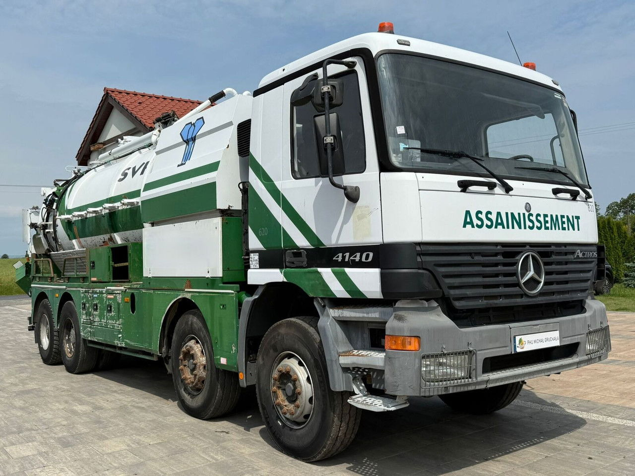 Mercedes-Benz Actros 4140 8x4 Wóz Asenizacyjny Beczkowóz 16500 Litrów - شاحنة الشفط: صورة 1 Mercedes-Benz Actros 4140 8x4 Wóz Asenizacyjny Beczkowóz 16500 Litrów - شاحنة الشفط: صورة 1