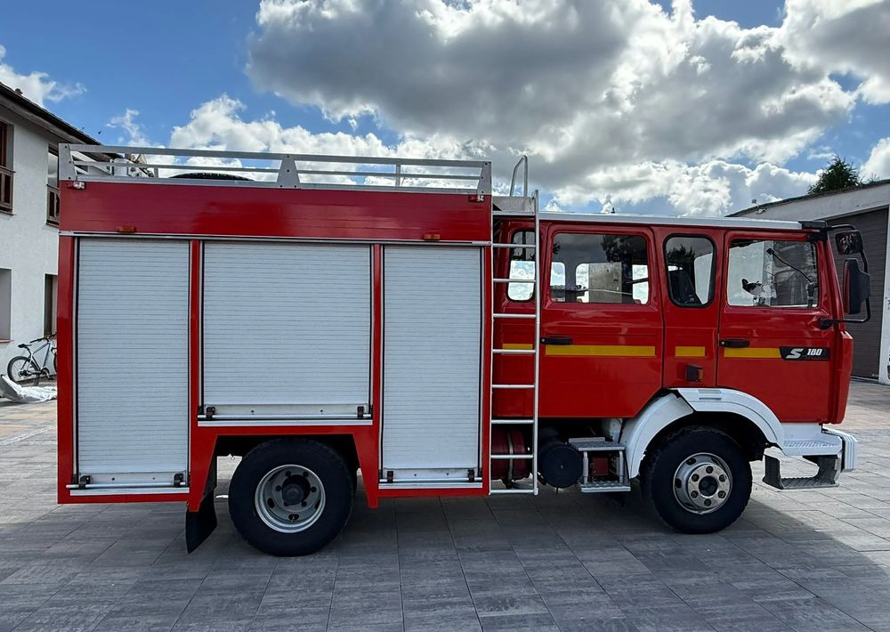 Renault MIDLINER S180 - سيارة إطفاء: صورة 4 Renault MIDLINER S180 - سيارة إطفاء: صورة 4