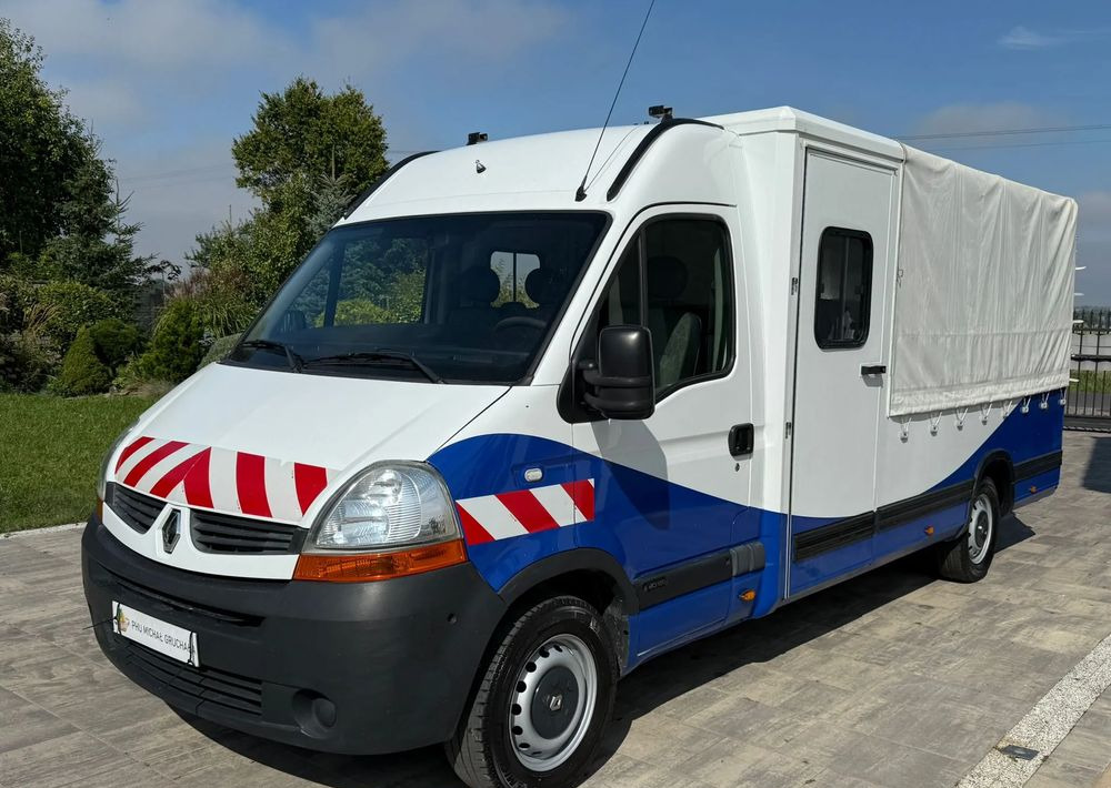 Renault Master - الشاحنات الصغيرة كابينة مزدوجة: صورة 3 Renault Master - الشاحنات الصغيرة كابينة مزدوجة: صورة 3