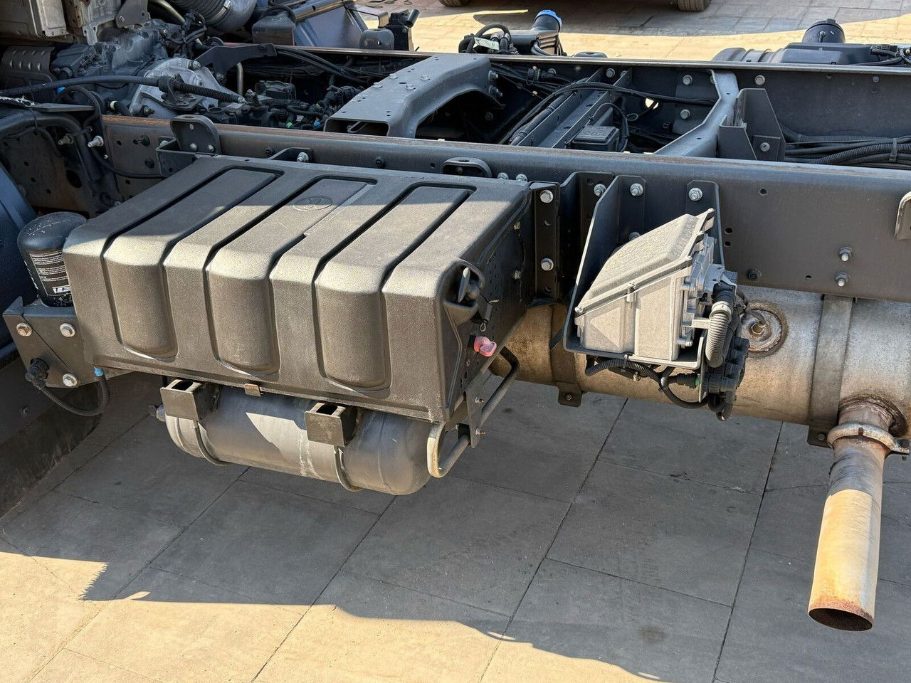 شاحنة هيكل كابينة Renault Midlum 220: صورة 15
