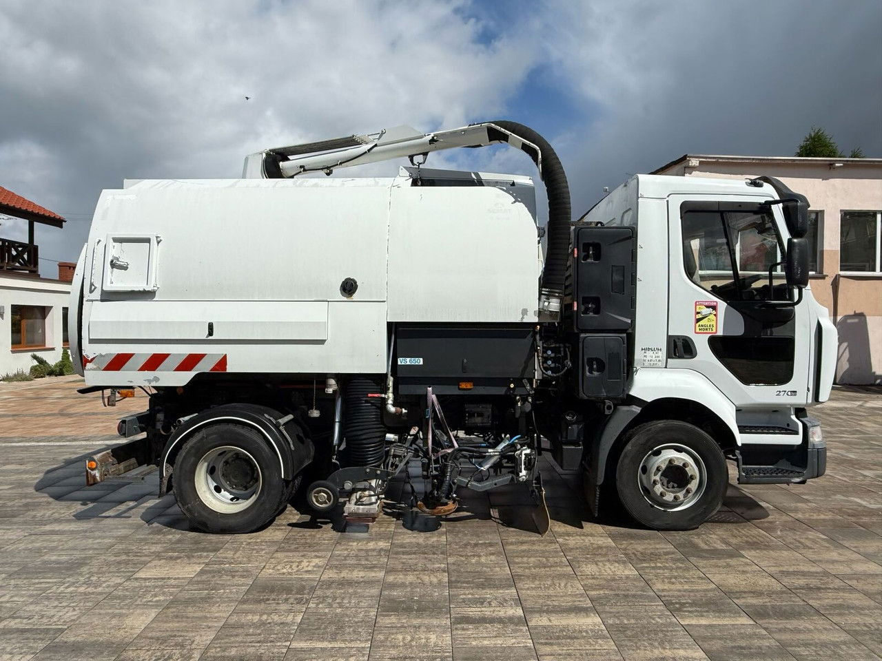 Renault Midlum 270 - سياره كنس شوارع: صورة 4 Renault Midlum 270 - سياره كنس شوارع: صورة 4