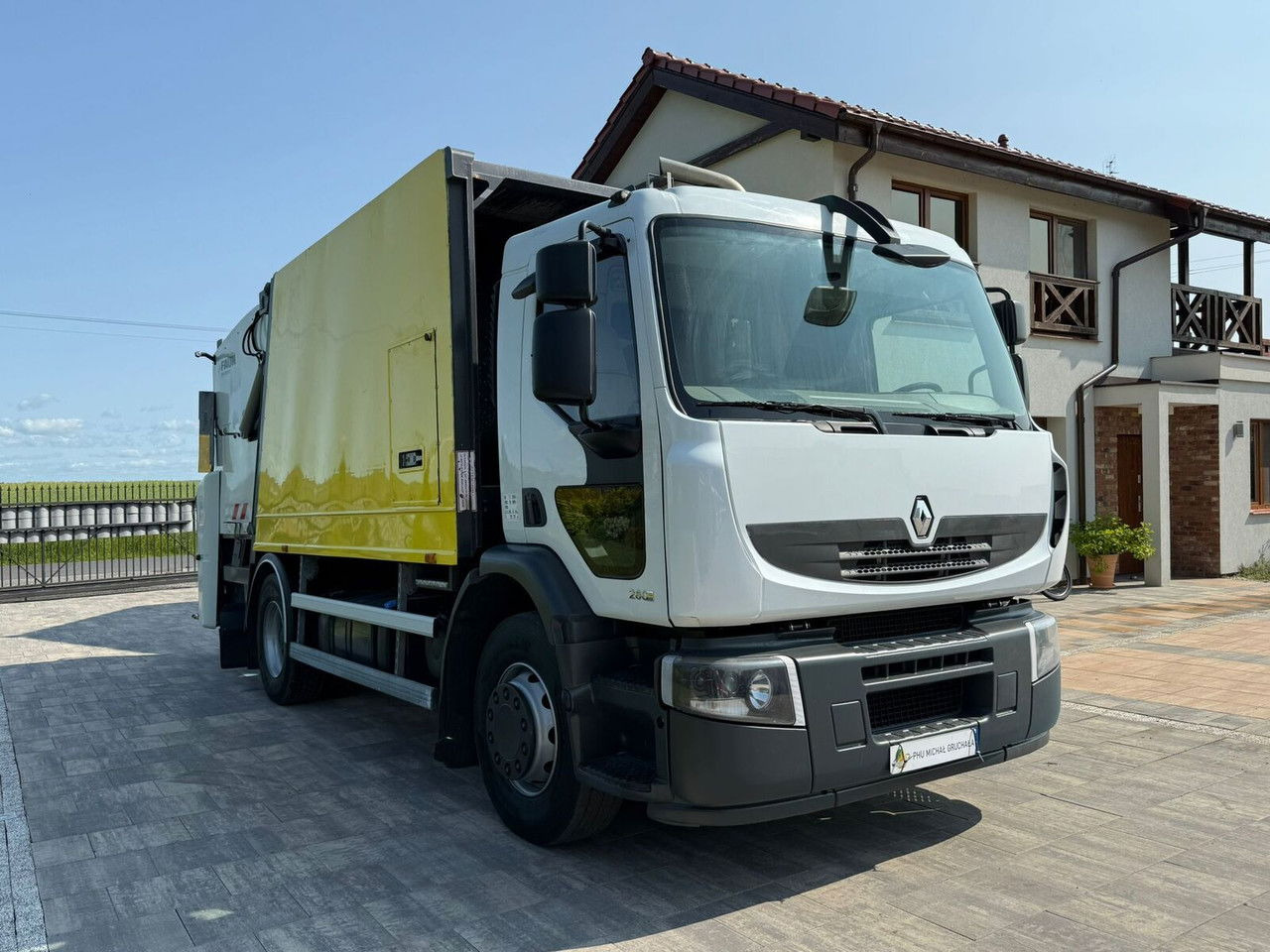 Renault Premium 280 DXI Śmieciarka Faun VR5.Untr Tylko 263TYS Przebiegu - شاحنة النفايات: صورة 1 Renault Premium 280 DXI Śmieciarka Faun VR5.Untr Tylko 263TYS Przebiegu - شاحنة النفايات: صورة 1