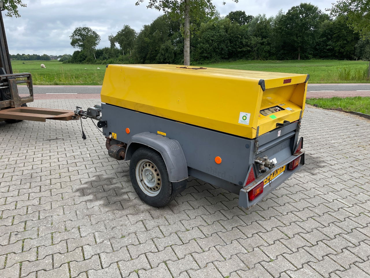 Atlas Copco Xas77 - الضاغط: صورة 2 Atlas Copco Xas77 - الضاغط: صورة 2
