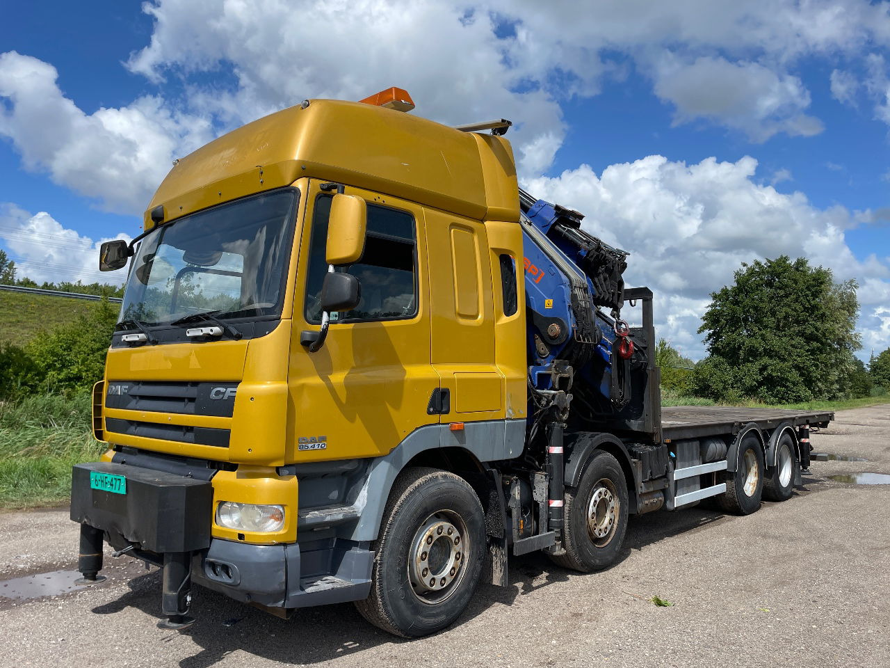 DAF CF 85.410 PM 80 crane laadkraan met jib en frontstempels - شاحنة كرين: صورة 3 DAF CF 85.410 PM 80 crane laadkraan met jib en frontstempels - شاحنة كرين: صورة 3