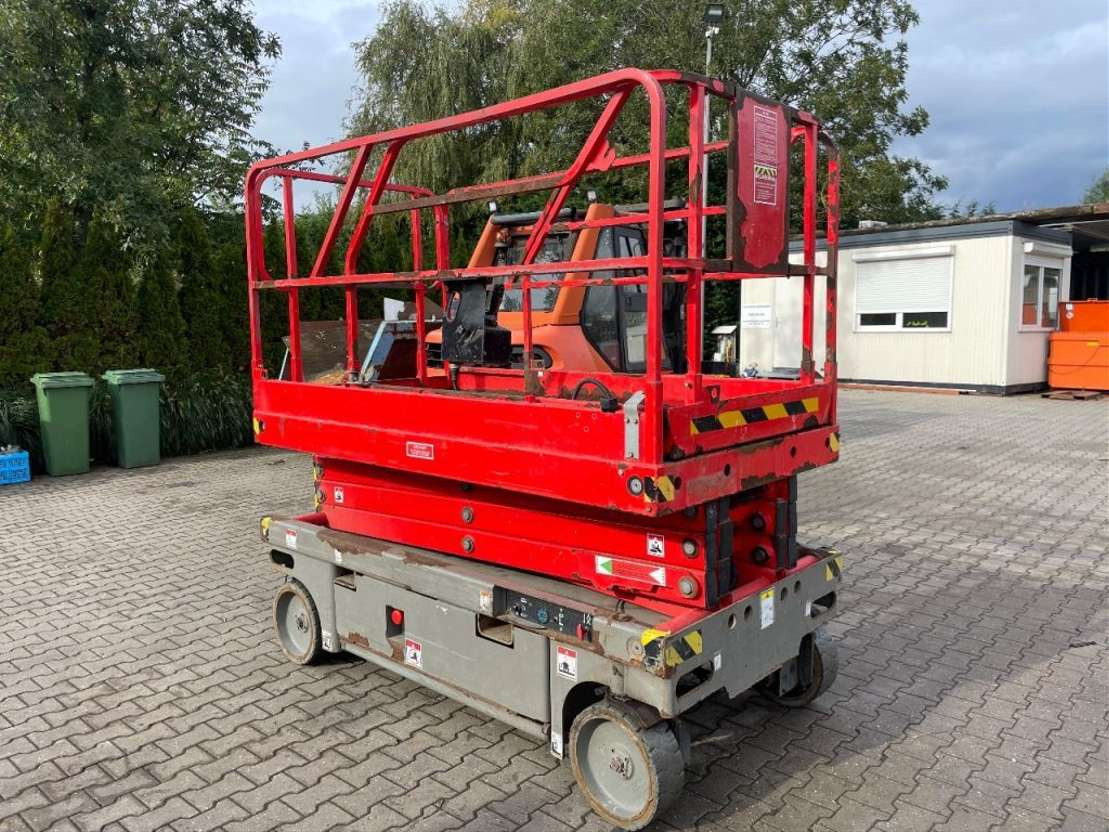 Haulotte Compact 10 - رافعة هيدروليكية مقصية: صورة 2 Haulotte Compact 10 - رافعة هيدروليكية مقصية: صورة 2