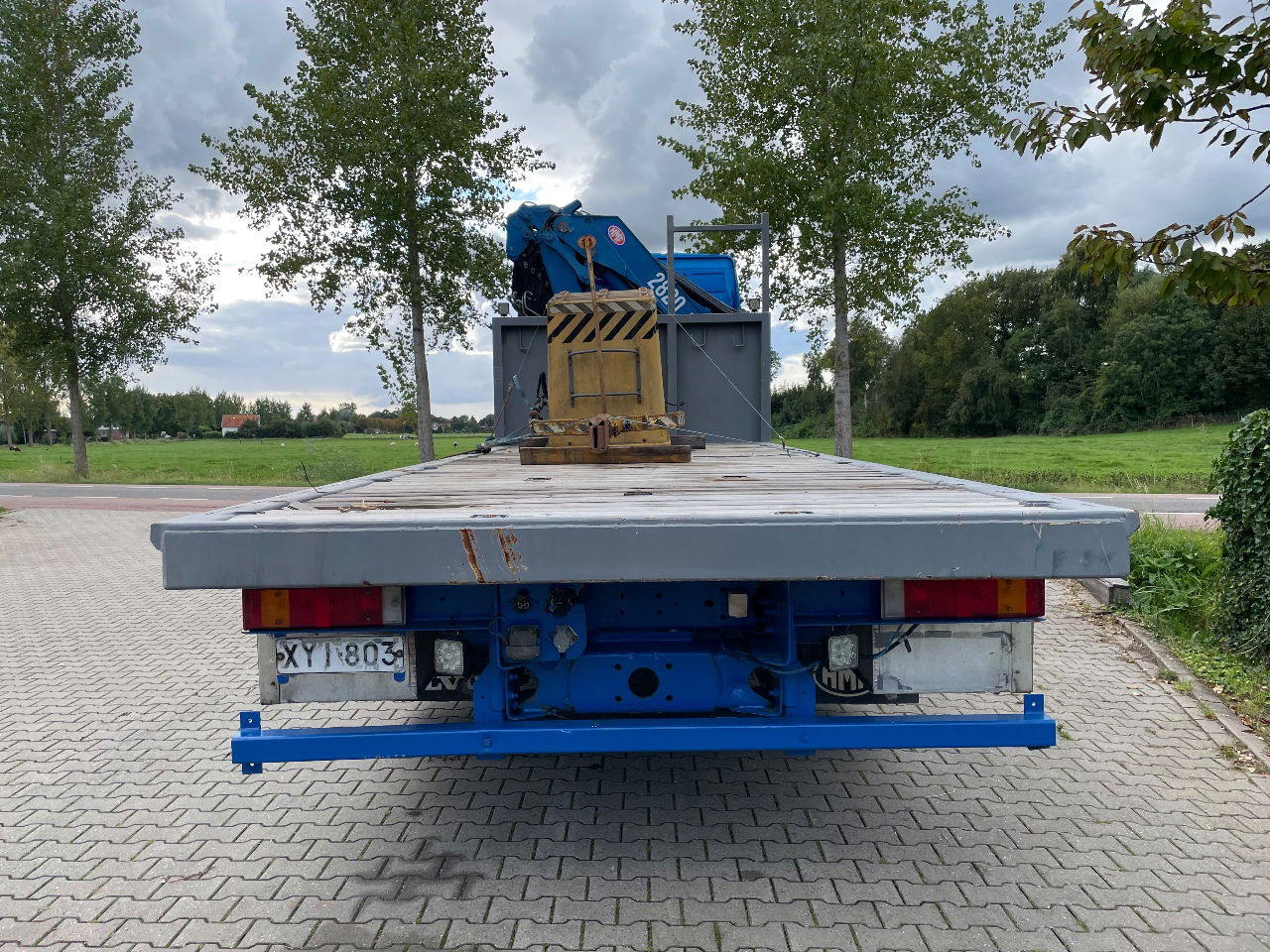 Volvo FH 16 FH16 420 with HMF 2820 crane with jib and front stamps Very Good Condition - شاحنة كرين: صورة 4 Volvo FH 16 FH16 420 with HMF 2820 crane with jib and front stamps Very Good Condition - شاحنة كرين: صورة 4