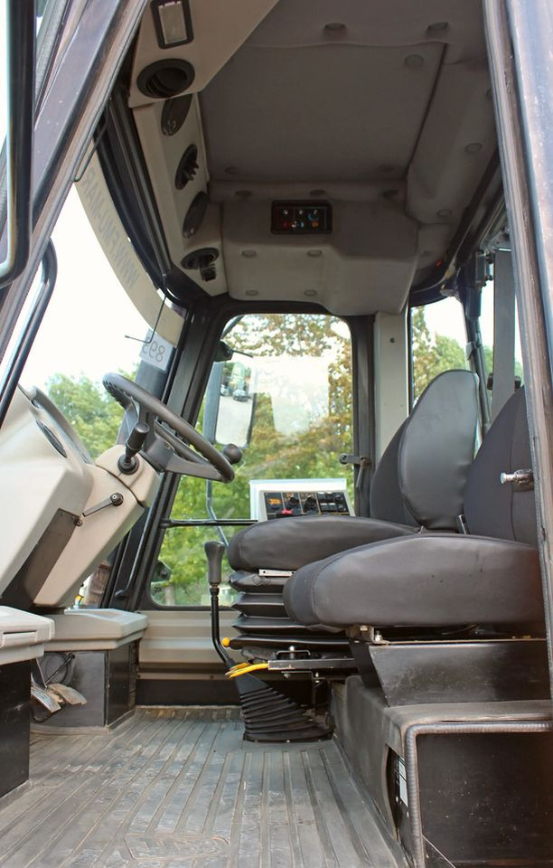 جرار JCB Fastrac 3185: صورة 20