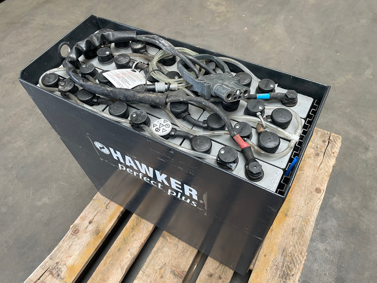 Hawker 24 Volt I 3 PZS 375 - بطارية - معدات المناولة: صورة 1 Hawker 24 Volt I 3 PZS 375 - بطارية - معدات المناولة: صورة 1