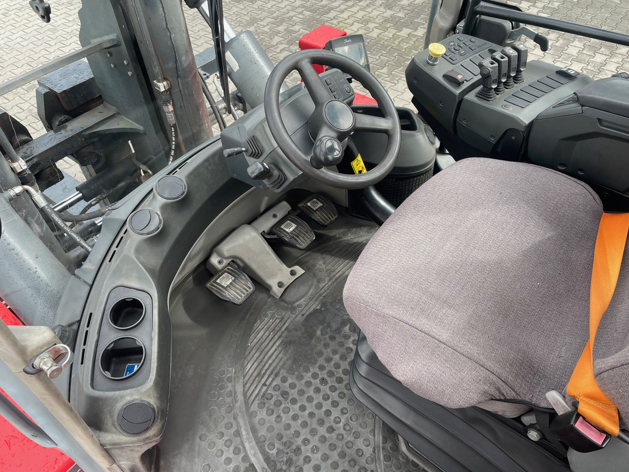 Kalmar DCG160-12 - مناولة الحاوية: صورة 5 Kalmar DCG160-12 - مناولة الحاوية: صورة 5