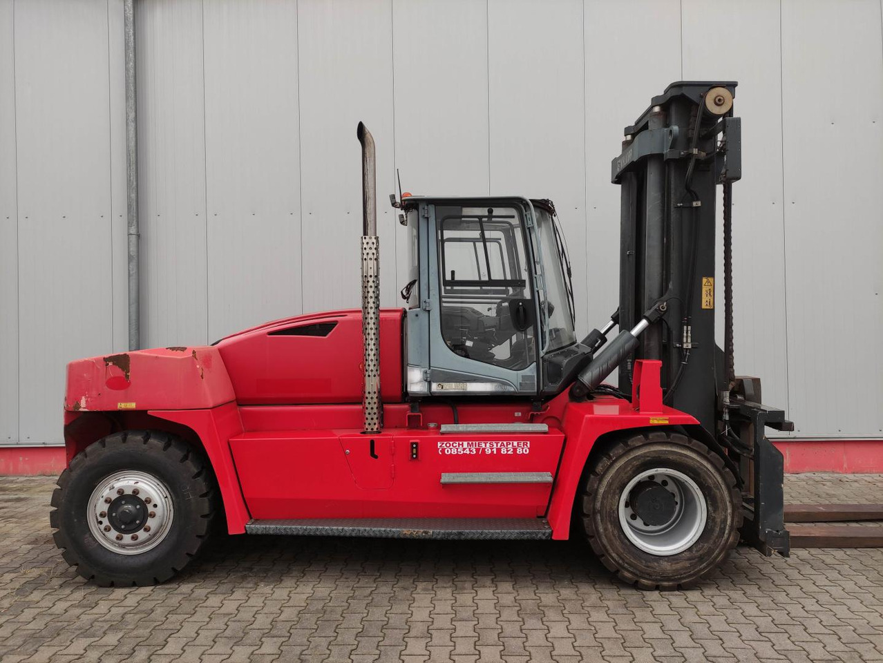 Kalmar DCG160-12 - مناولة الحاوية: صورة 2 Kalmar DCG160-12 - مناولة الحاوية: صورة 2