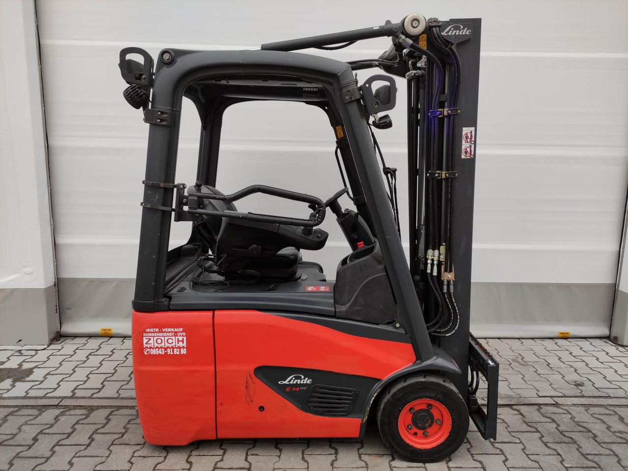 Linde E14-02-386 - رافعة شوكية كهربائية: صورة 2 Linde E14-02-386 - رافعة شوكية كهربائية: صورة 2