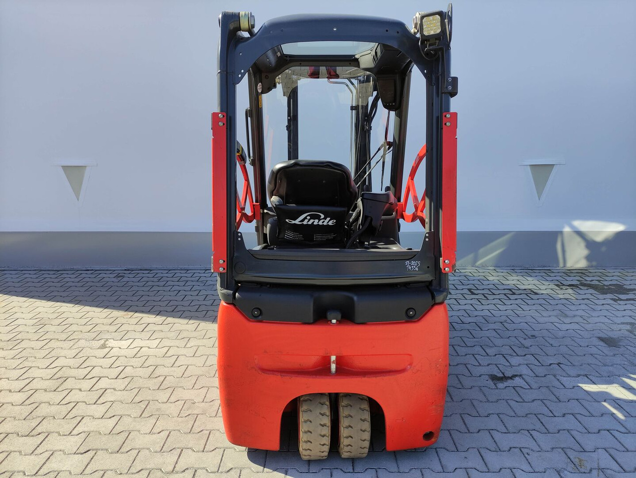 Linde E16-02-EVO-386 - رافعة شوكية كهربائية: صورة 4 Linde E16-02-EVO-386 - رافعة شوكية كهربائية: صورة 4