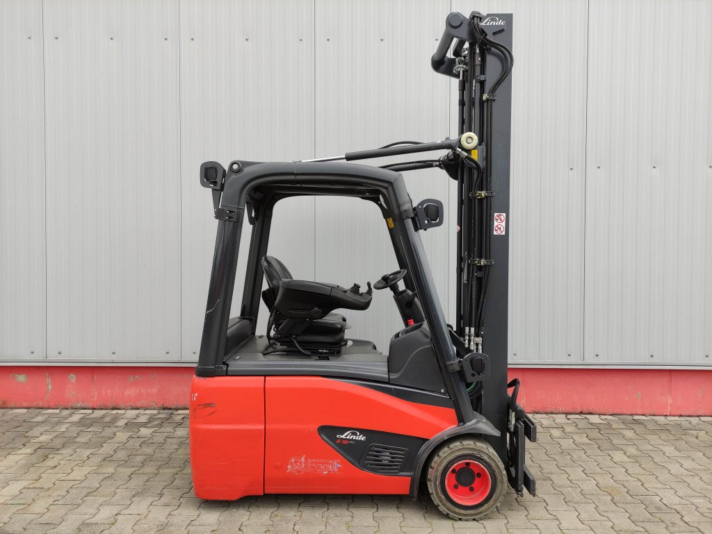 Linde E18-02-386 EVO - رافعة شوكية كهربائية: صورة 2 Linde E18-02-386 EVO - رافعة شوكية كهربائية: صورة 2