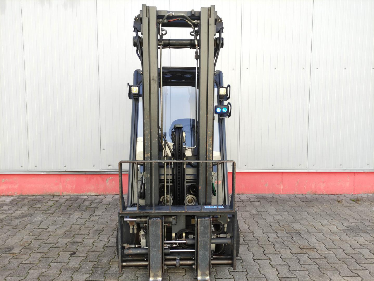 Linde E18-02-386 (LACK NEU) - رافعة شوكية كهربائية: صورة 3 Linde E18-02-386 (LACK NEU) - رافعة شوكية كهربائية: صورة 3
