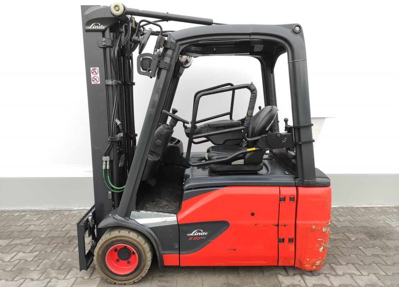 Linde E20L-02-386-EVO - رافعة شوكية كهربائية: صورة 1 Linde E20L-02-386-EVO - رافعة شوكية كهربائية: صورة 1