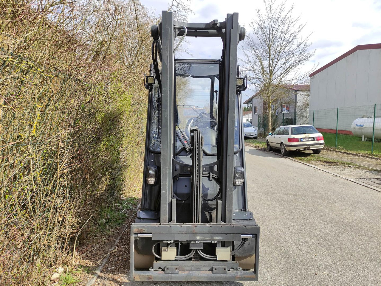 Linde E30H-01/600-387 - رافعة شوكية كهربائية: صورة 3 Linde E30H-01/600-387 - رافعة شوكية كهربائية: صورة 3