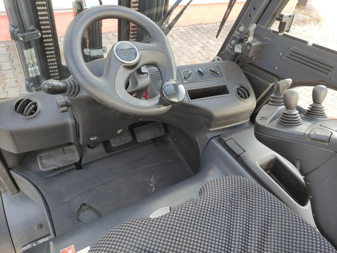 Linde E35HL-01-387 - رافعة شوكية كهربائية: صورة 5 Linde E35HL-01-387 - رافعة شوكية كهربائية: صورة 5