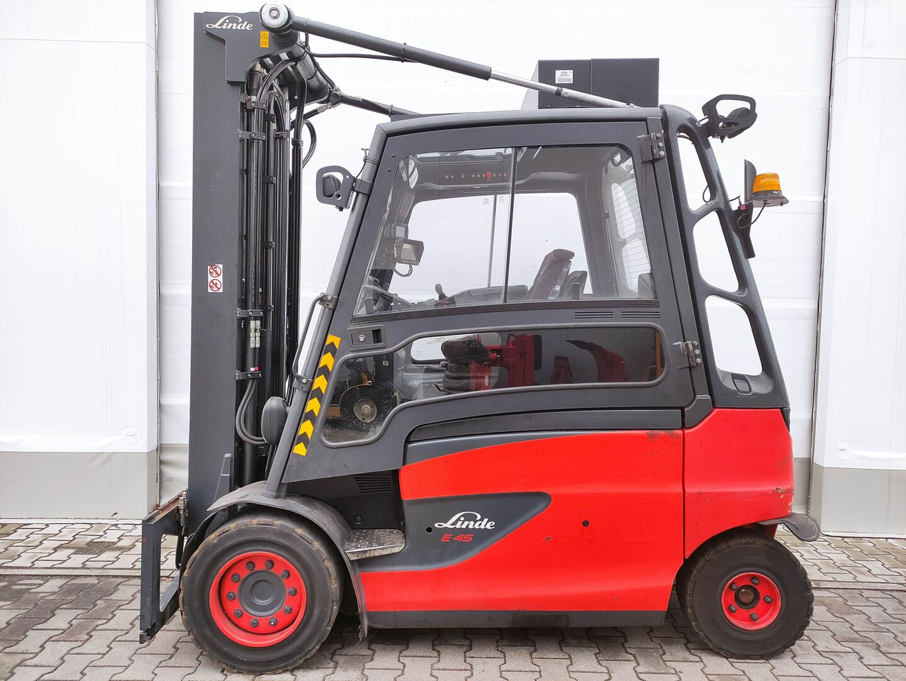 Linde E45HL-01-/600-388 - رافعة شوكية كهربائية: صورة 1 Linde E45HL-01-/600-388 - رافعة شوكية كهربائية: صورة 1