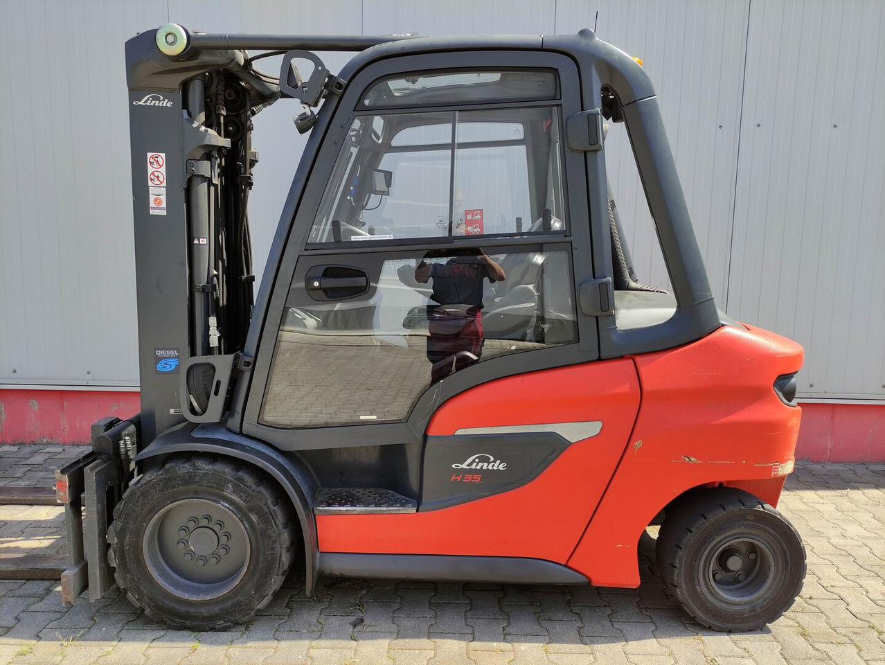 Linde H35D-01-1202 - رافعة شوكية ديزل: صورة 1 Linde H35D-01-1202 - رافعة شوكية ديزل: صورة 1