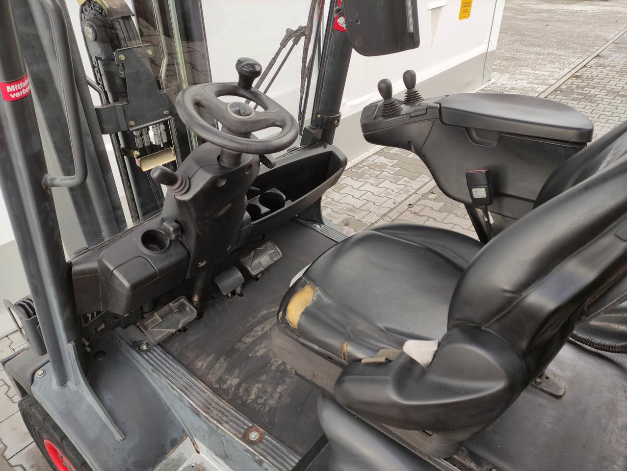Linde H35D-02-393-EVO - رافعة شوكية ديزل: صورة 5 Linde H35D-02-393-EVO - رافعة شوكية ديزل: صورة 5