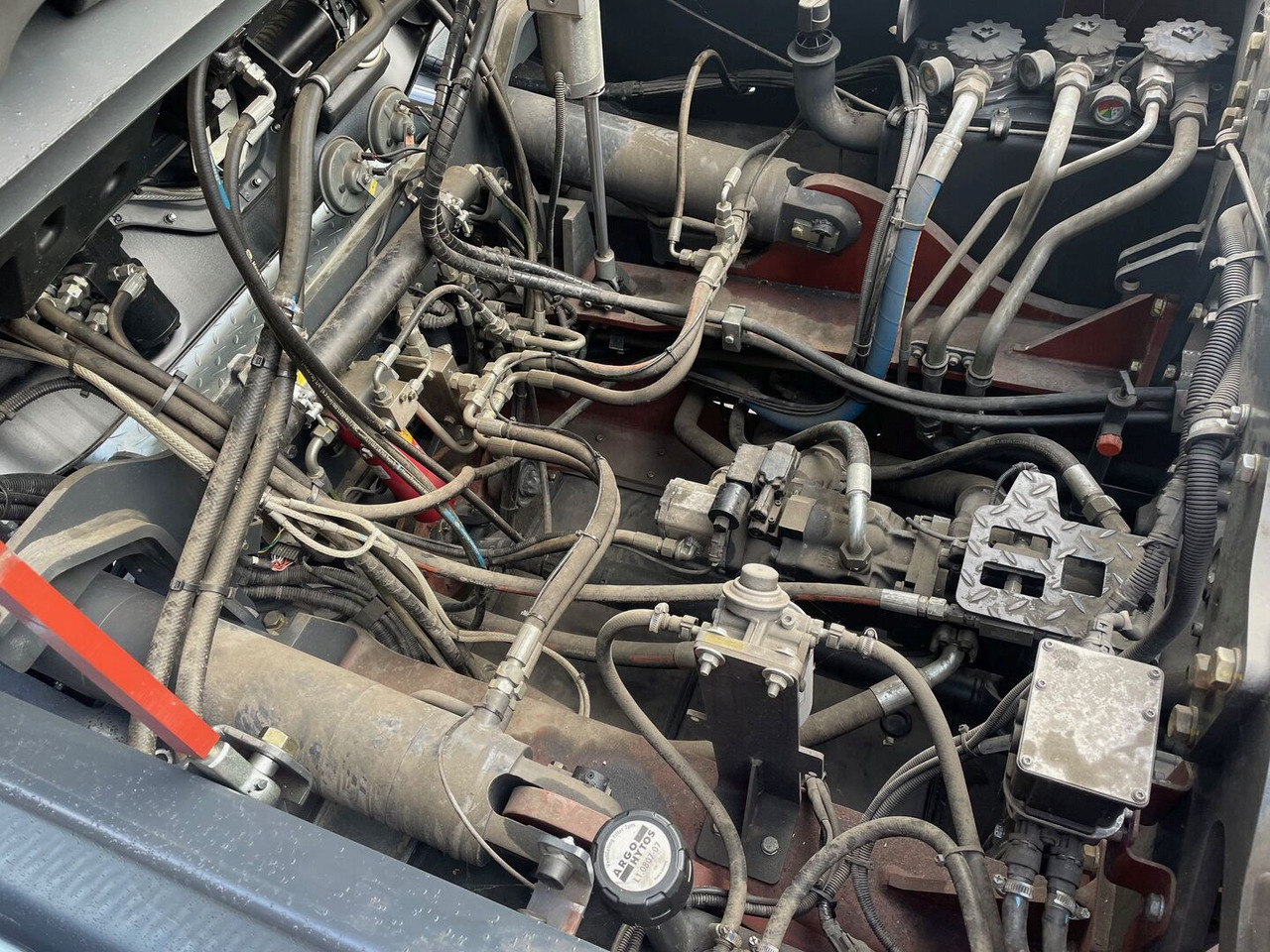 Linde HT160DS-1411 - رافعة شوكية ديزل: صورة 2 Linde HT160DS-1411 - رافعة شوكية ديزل: صورة 2