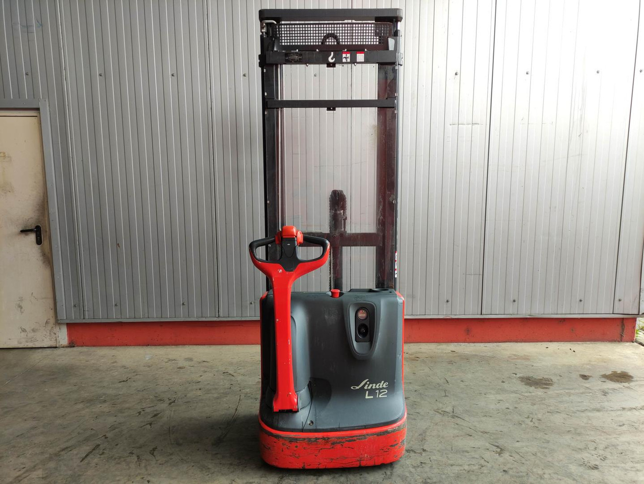 Linde L12 - آلة التكديس: صورة 4 Linde L12 - آلة التكديس: صورة 4