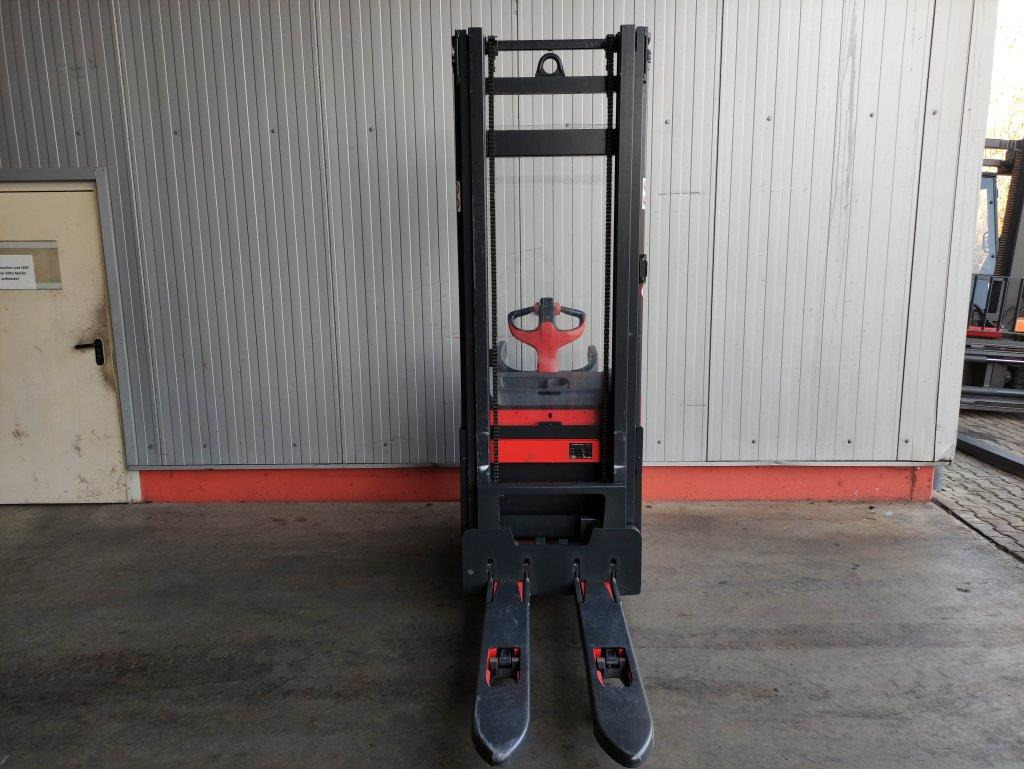 Linde L14-APi-1173 - آلة التكديس: صورة 4 Linde L14-APi-1173 - آلة التكديس: صورة 4