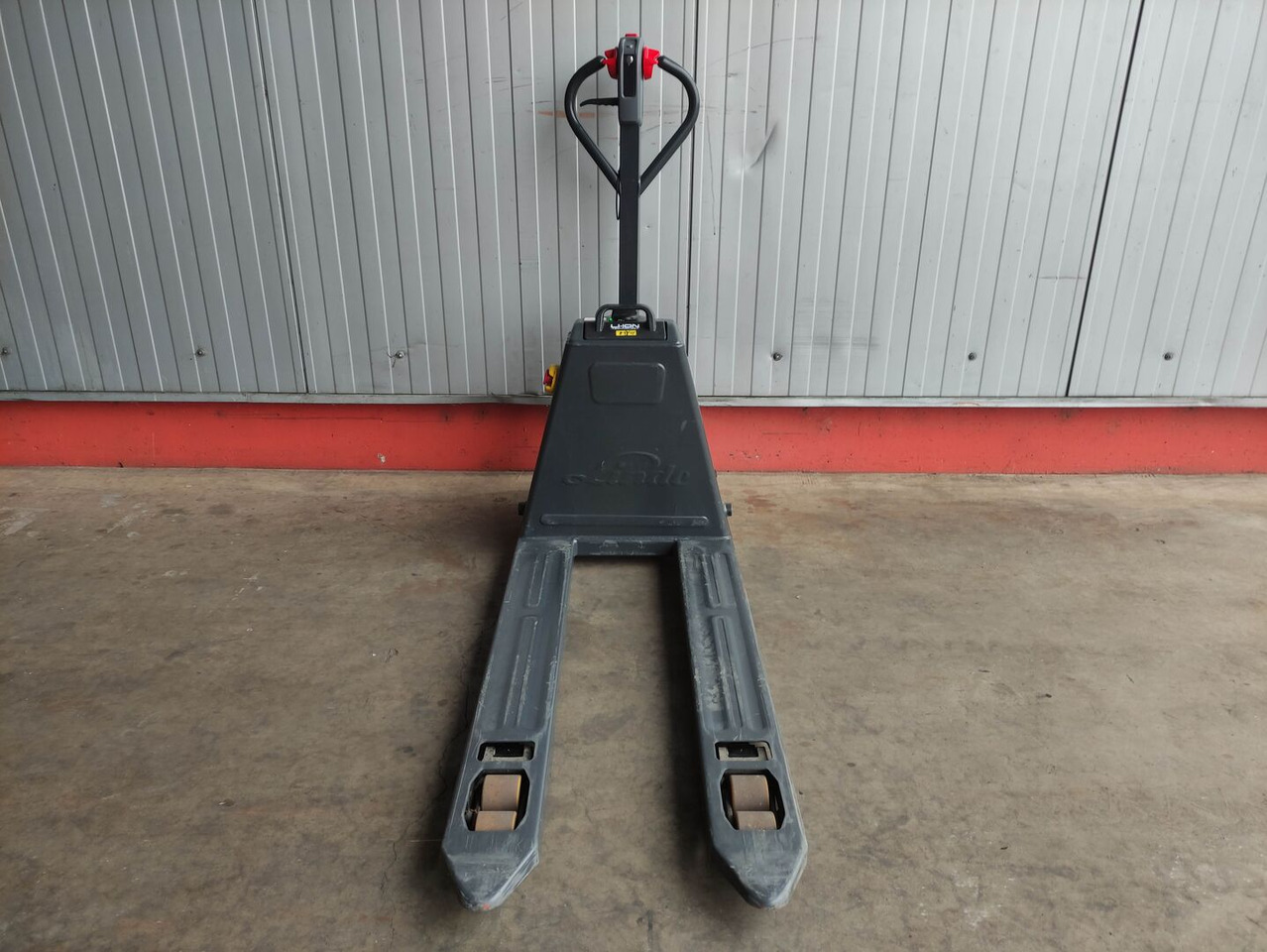 Linde MT15C - شاحنة باليت: صورة 3 Linde MT15C - شاحنة باليت: صورة 3