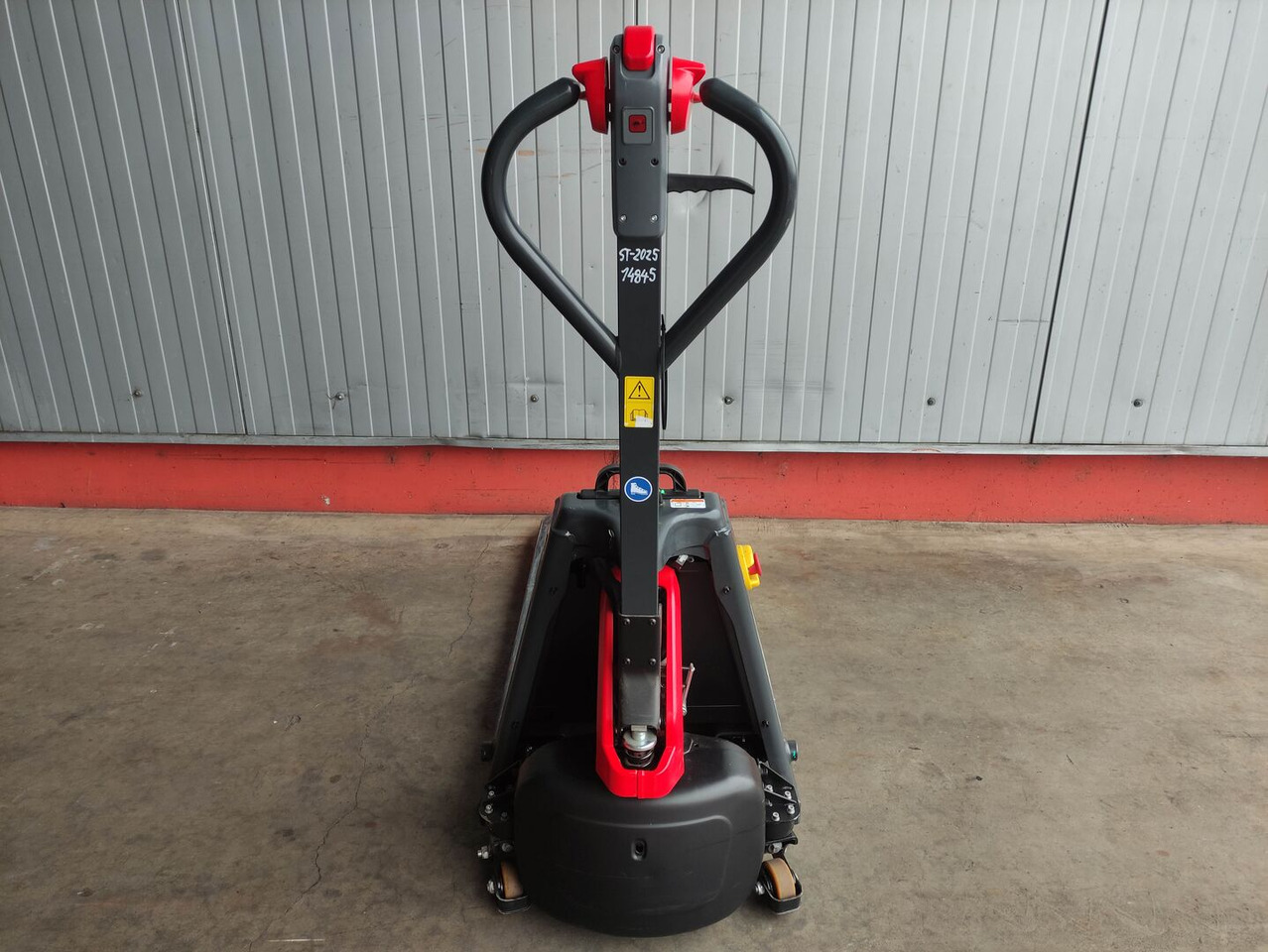 Linde MT15C - شاحنة باليت: صورة 4 Linde MT15C - شاحنة باليت: صورة 4
