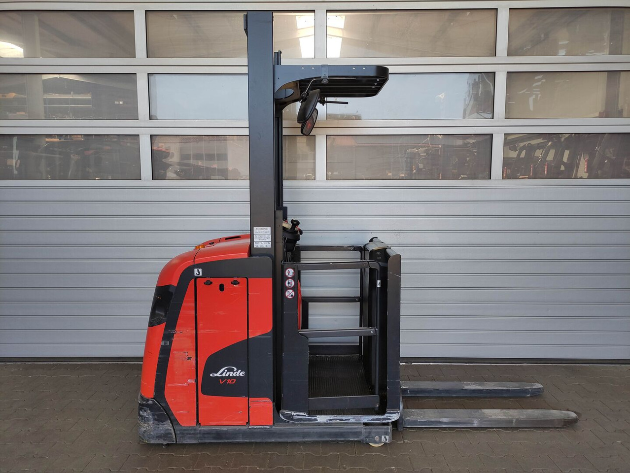 Linde V10-02 - آلة إعداد الطلب: صورة 1 Linde V10-02 - آلة إعداد الطلب: صورة 1