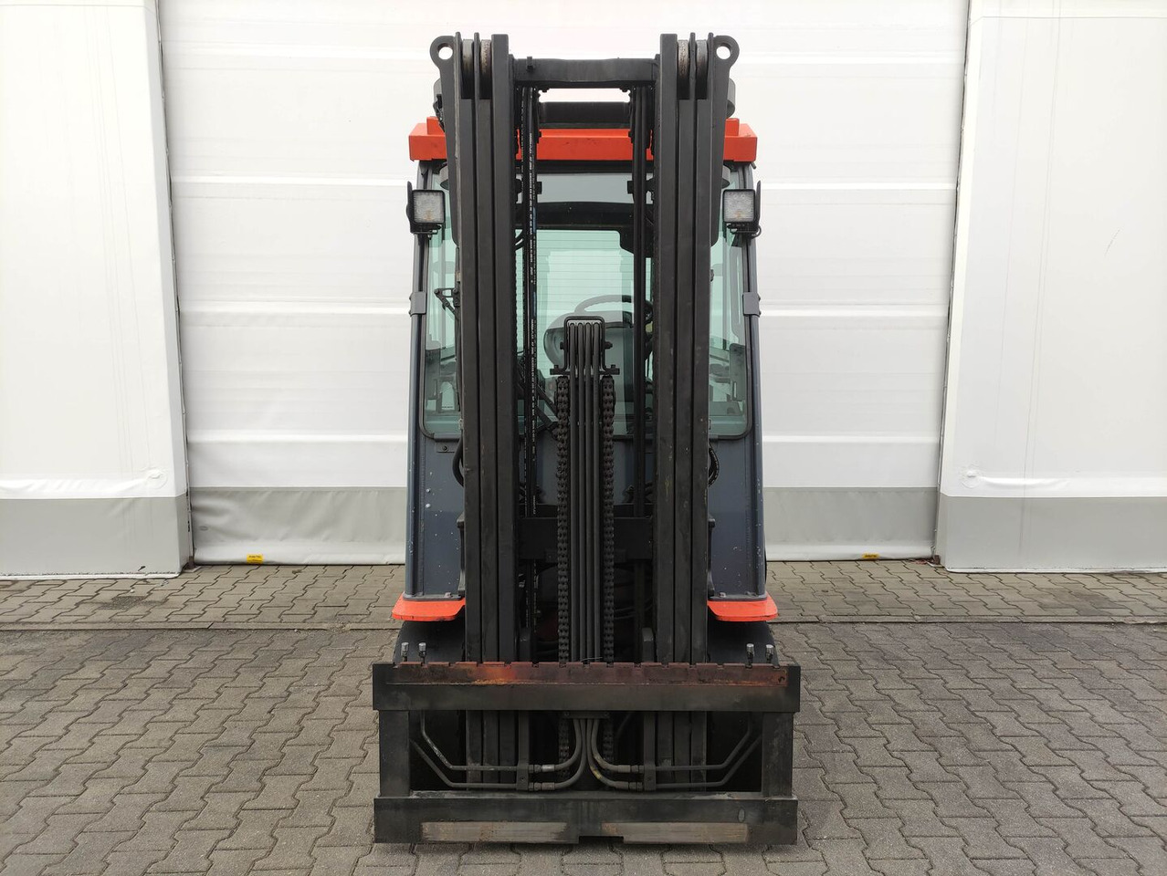 Toyota 8FBMKT30 - رافعة شوكية كهربائية: صورة 3 Toyota 8FBMKT30 - رافعة شوكية كهربائية: صورة 3