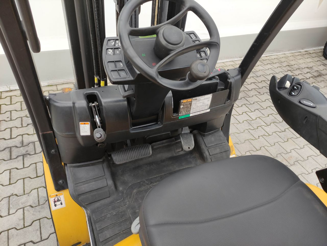 Yale GDP35VXE2445 - رافعة شوكية ديزل: صورة 5 Yale GDP35VXE2445 - رافعة شوكية ديزل: صورة 5