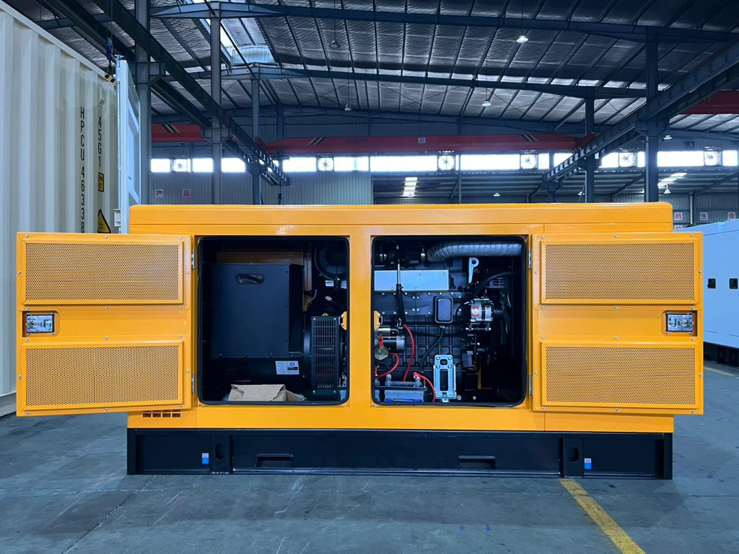 HELVETICA POWER HP030S1A 38KVA / 30KW Diesel Stromgenerator SuperSilent - مجموعة المولدات: صورة 3 HELVETICA POWER HP030S1A 38KVA / 30KW Diesel Stromgenerator SuperSilent - مجموعة المولدات: صورة 3