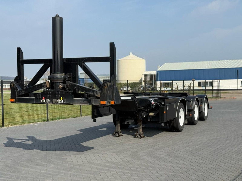 D-Tec CTD-41-03D TIPPER, CONTAINER, STEERING, LIFT AXLE. - نصف مقطورة لنقل الحاويات: صورة 1 D-Tec CTD-41-03D TIPPER, CONTAINER, STEERING, LIFT AXLE. - نصف مقطورة لنقل الحاويات: صورة 1