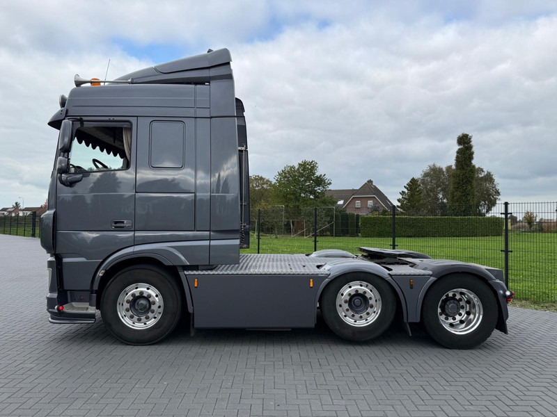 DAF XF 510 FTG HANDGESCHAKELD, COMPLEET, KIEPCHASSIS, 30FT CONTAINER. - وحدة جر: صورة 3 DAF XF 510 FTG HANDGESCHAKELD, COMPLEET, KIEPCHASSIS, 30FT CONTAINER. - وحدة جر: صورة 3