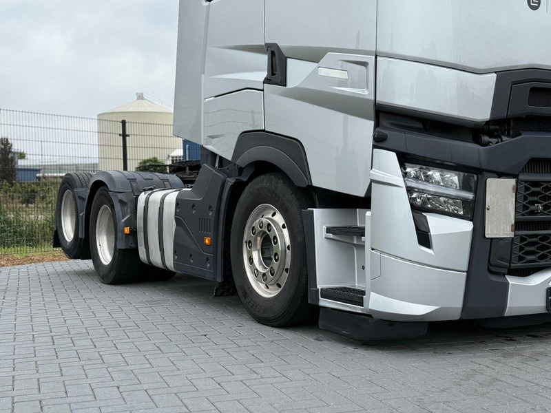 Renault T520 HIGH EVOLUTION, PTO PREP, DYN. STEERING, VOLLUCHT, 3.20WB, ALCOA, RETARDER, PARK COOL. - وحدة جر: صورة 2 Renault T520 HIGH EVOLUTION, PTO PREP, DYN. STEERING, VOLLUCHT, 3.20WB, ALCOA, RETARDER, PARK COOL. - وحدة جر: صورة 2