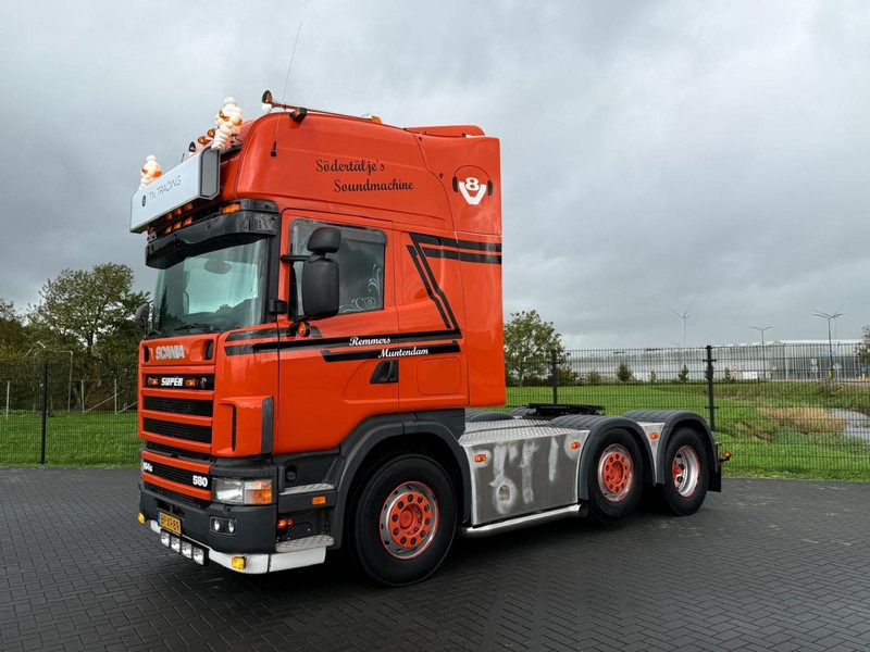 Scania R 164 GA 6X2/4 NA 580 SHOW TRUCK, GESTUURDE VOORLOPER, COMPLEET, TOP. - وحدة جر: صورة 2 Scania R 164 GA 6X2/4 NA 580 SHOW TRUCK, GESTUURDE VOORLOPER, COMPLEET, TOP. - وحدة جر: صورة 2