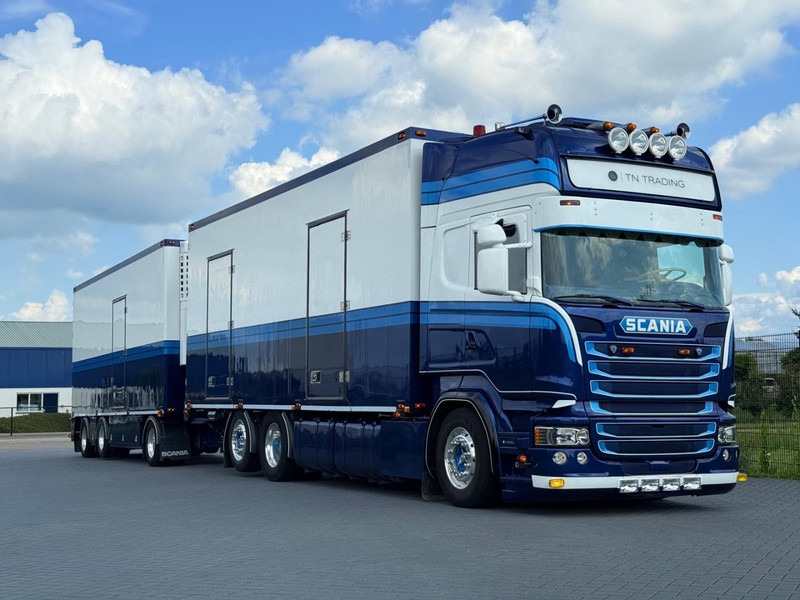 Scania R450 SHOW COMBI, SPECIAL INTERIOR, LIKE NEW, LOW MILEAGE. - شاحنة مقفلة: صورة 1 Scania R450 SHOW COMBI, SPECIAL INTERIOR, LIKE NEW, LOW MILEAGE. - شاحنة مقفلة: صورة 1
