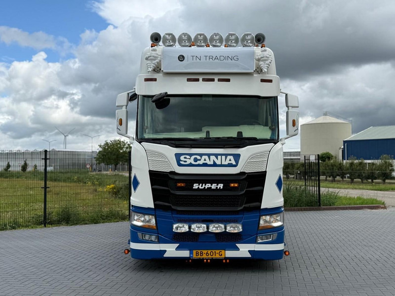 Scania R450 SHOW TRUCK, INTERIOR, STEERING, RETARDER, 570.000 KM. - وحدة جر: صورة 2 Scania R450 SHOW TRUCK, INTERIOR, STEERING, RETARDER, 570.000 KM. - وحدة جر: صورة 2