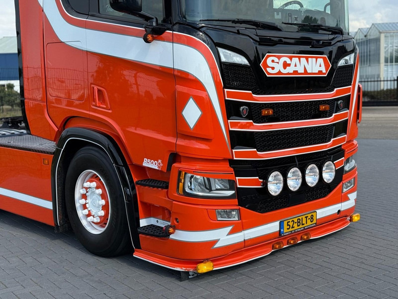 Scania R500 SHOWTRUCK, VOLLUCHT, PTO/HYDRAULIEK, RETARDER, 6X2/4. - وحدة جر: صورة 2 Scania R500 SHOWTRUCK, VOLLUCHT, PTO/HYDRAULIEK, RETARDER, 6X2/4. - وحدة جر: صورة 2