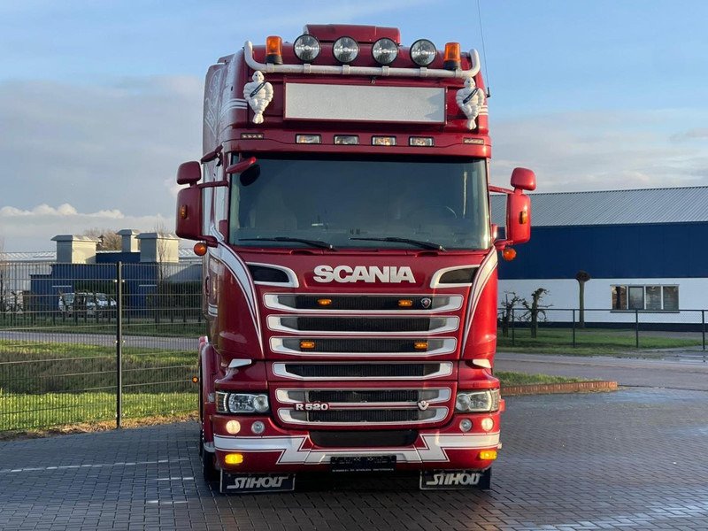 Scania R520 6X2/4, VOLLUCHT, SHOWTRUCK, LEER, RETARDER. - وحدة جر: صورة 2 Scania R520 6X2/4, VOLLUCHT, SHOWTRUCK, LEER, RETARDER. - وحدة جر: صورة 2