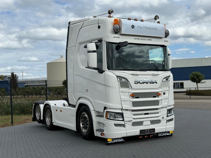 Scania R580 V8 NGS 3.15WB, RETARDER, VOLLUCHT, LEER, LED, KING OF THE ROAD. - وحدة جر: صورة 1 Scania R580 V8 NGS 3.15WB, RETARDER, VOLLUCHT, LEER, LED, KING OF THE ROAD. - وحدة جر: صورة 1